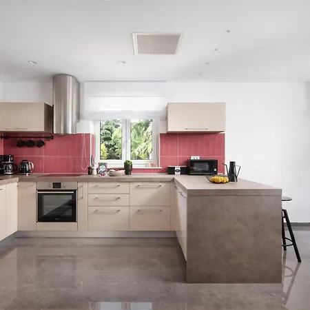 Villa Terra With Pool&sauna Near Rabac